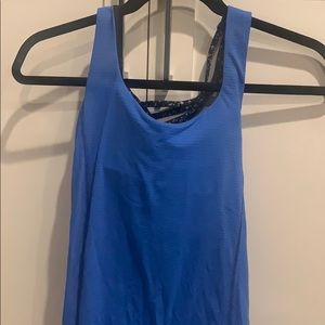 lululemon tank top with built in sports bra.